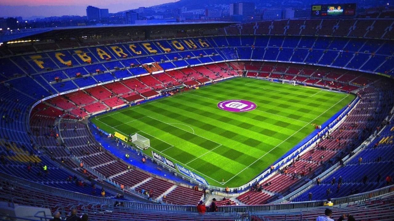 New Camp Nou Apartment/diret Airport,beautiful *