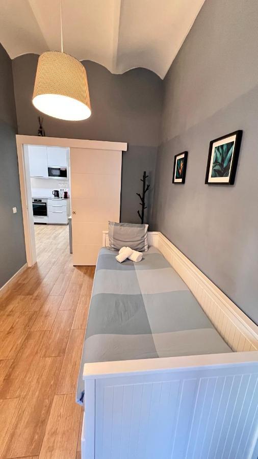 New Camp Nou Apartment/diret Airport,beautiful Apartment L'Hospitalet de Llobregat