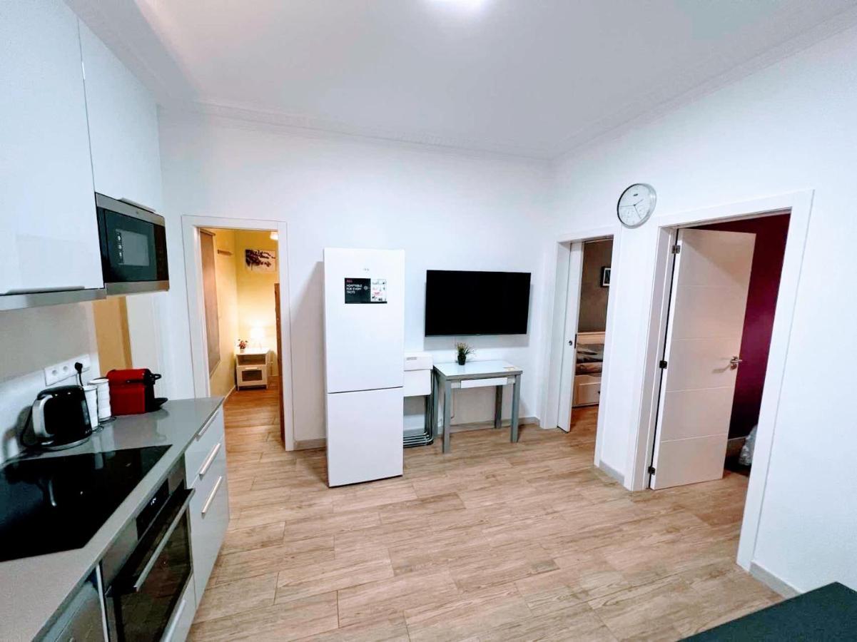 New Camp Nou Apartment/diret Airport,beautiful Apartment *